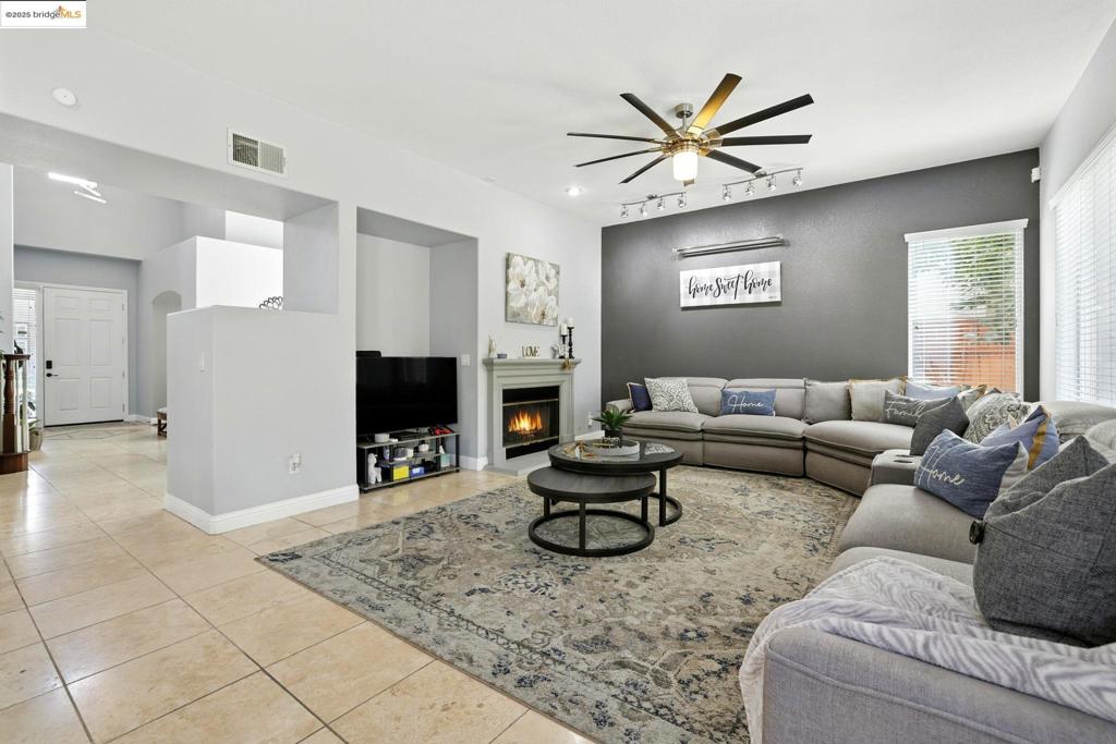 NATOMAS AREA - Residential