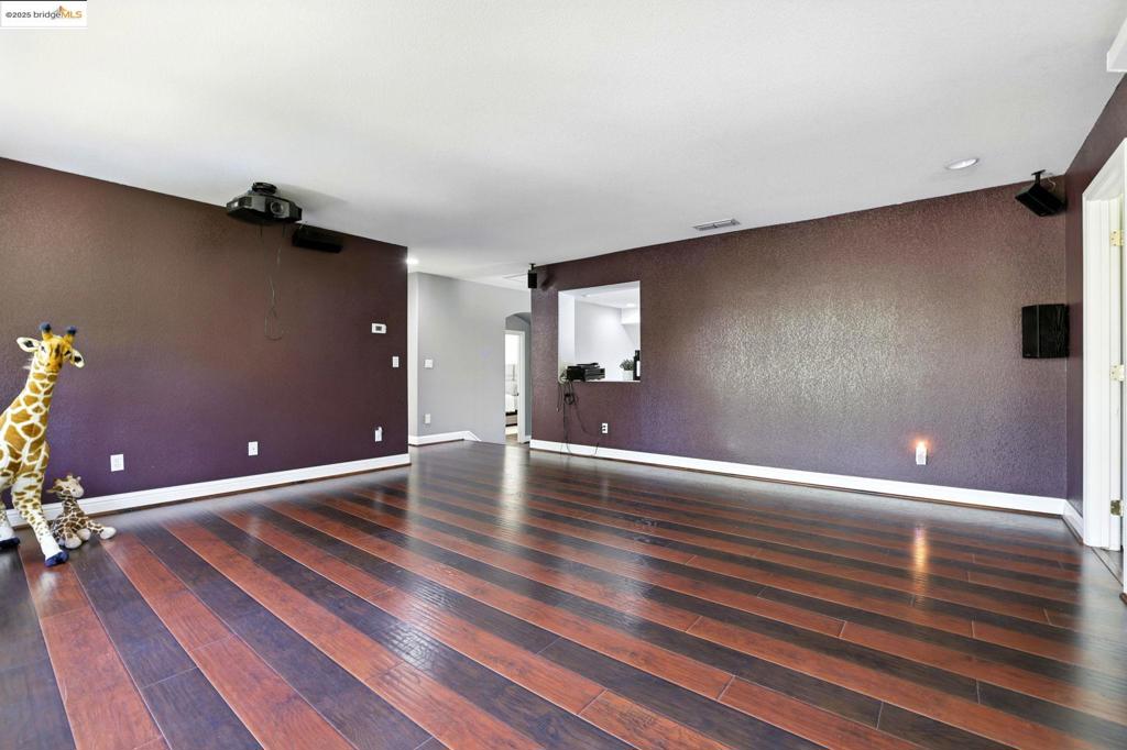 NATOMAS AREA - Residential