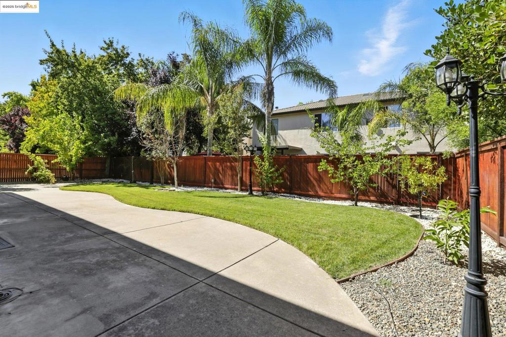 NATOMAS AREA - Residential