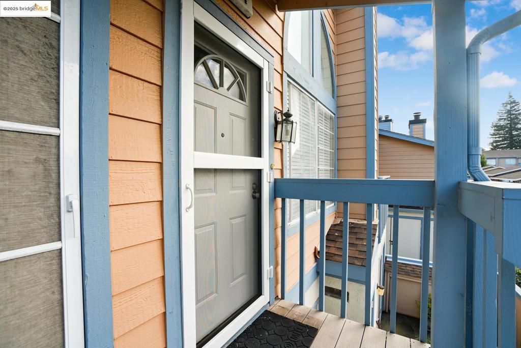 Photo of 44 Glenwood, Hercules, CA 94547 (MLS # 41117708)