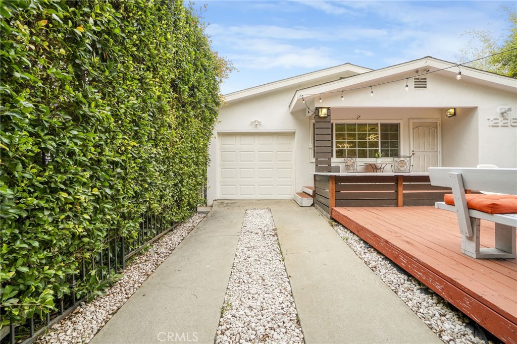 Properties 1 1226 Chelsea Avenue 1