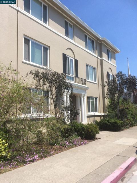 Photo of 4003 Park Blvd Blvd, Oakland, CA 94602 (MLS # 41117938)