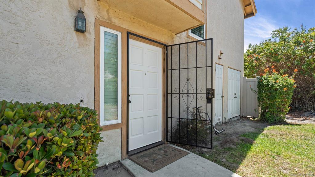 1629 Manzana Way WAY