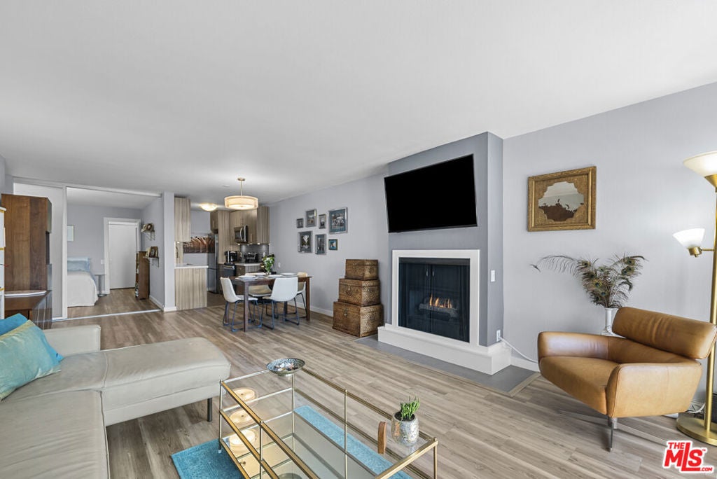 6151 Orange Street 201