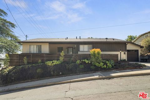 Photo of 5010 Eaton Street, Los Angeles, CA 90042 (MLS # 25608567) Photo of 5010 Eaton Street, Los Angeles, CA 90042 (MLS # 25608567)