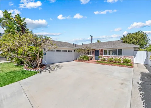 5541 Tangiers Dr, Huntington Beach, CA 92647 - MLS#: OC26075842