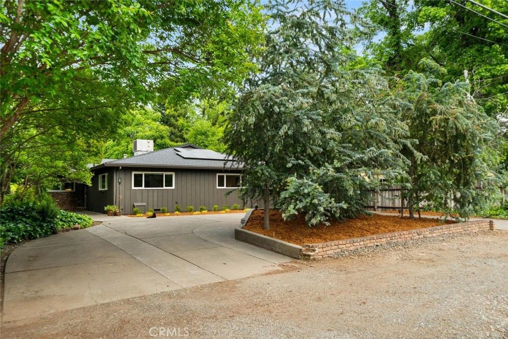 Photo of 646 Sheridan Ave, Chico, CA 95926 (MLS # SN26080364)