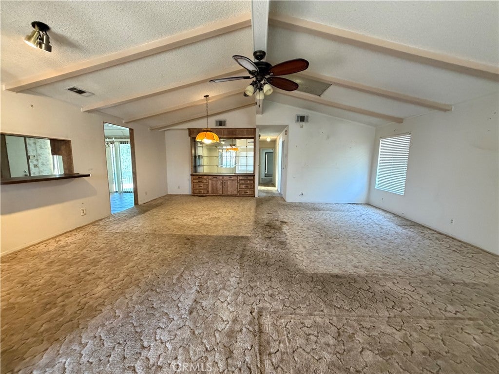 38078 Calle De Amor