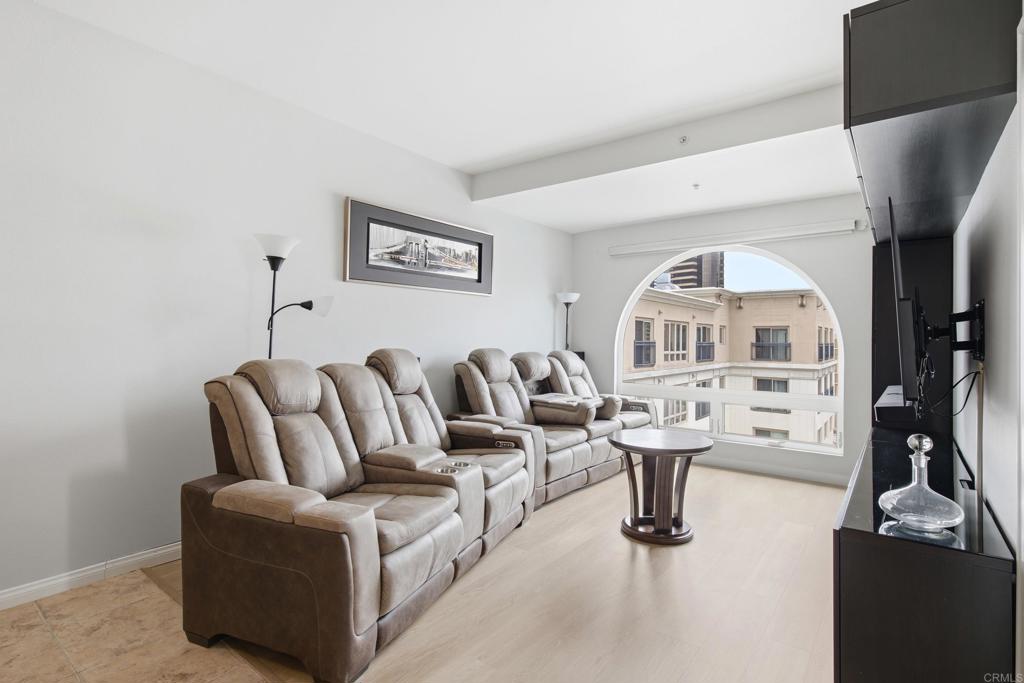 450 J Street 7061