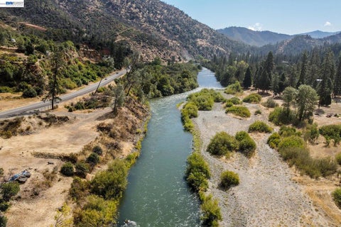 Photo of 303 Bear Springs Rd. RD, Junction City, CA 96048 (MLS # 41147613)