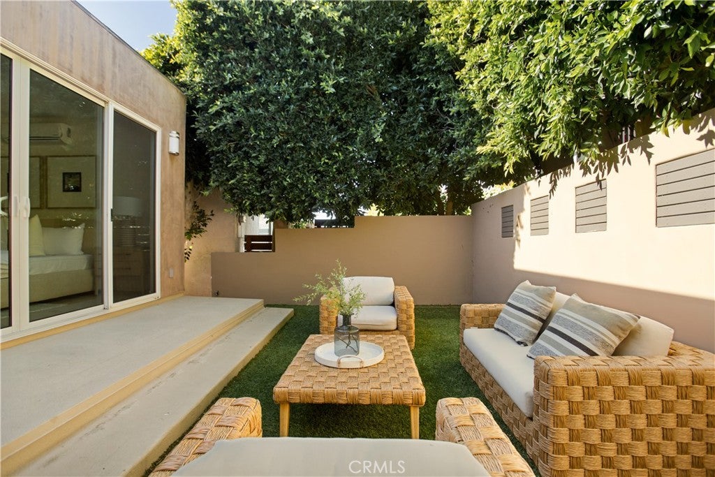928 Quivera Street, Laguna Beach CA 92651 - Photo 21