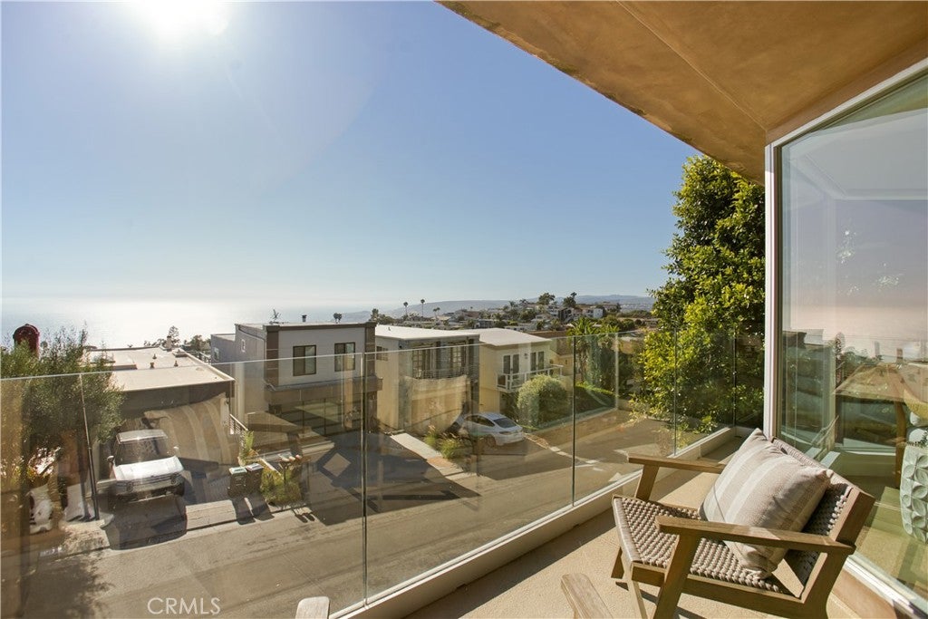 928 Quivera Street, Laguna Beach CA 92651 - Photo 9