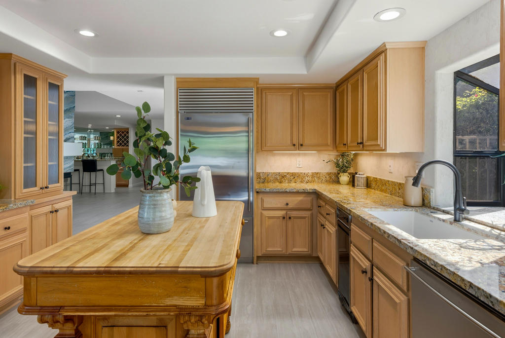Avondale Country Clu - Residential