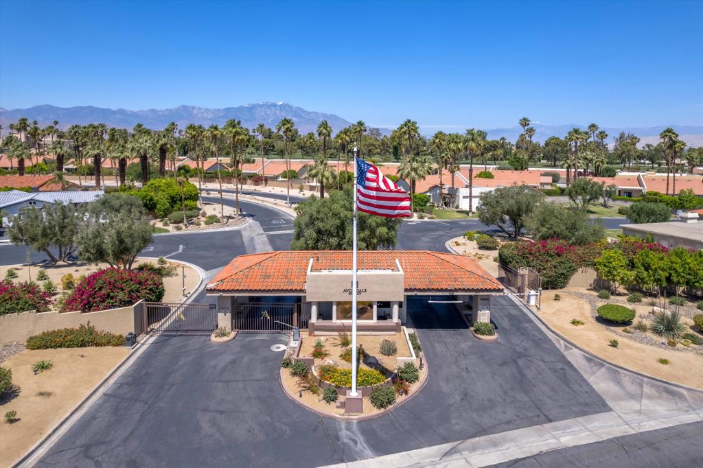 Avondale Country Clu - Residential