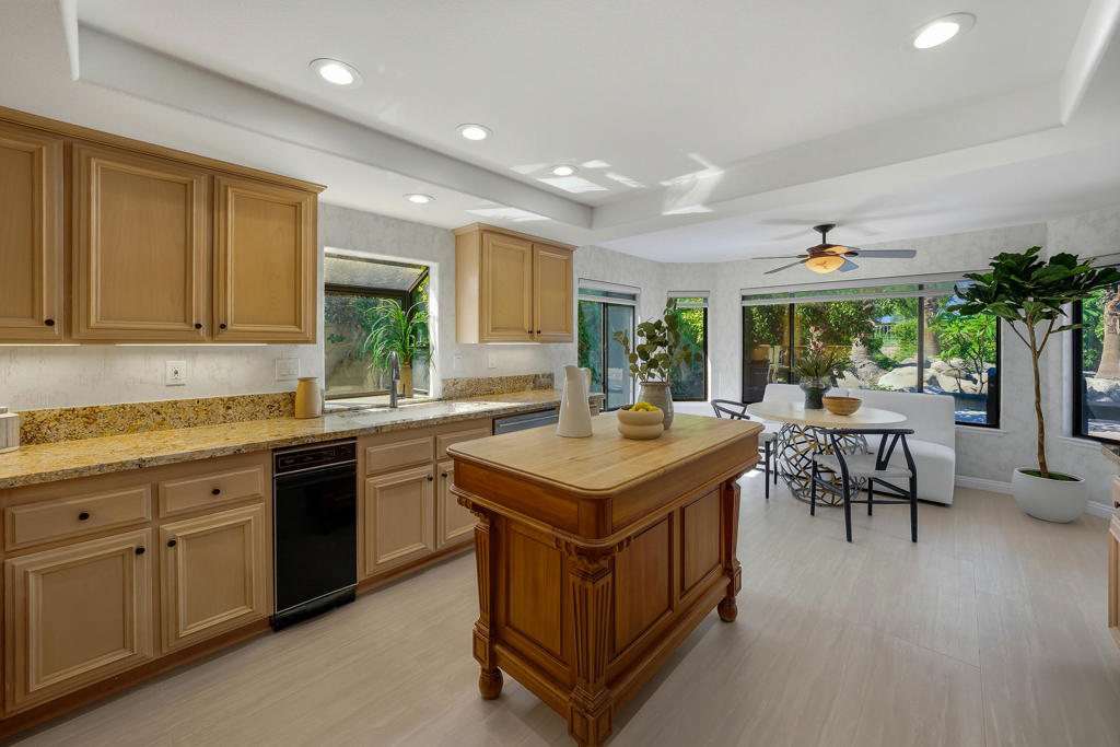 Avondale Country Clu - Residential