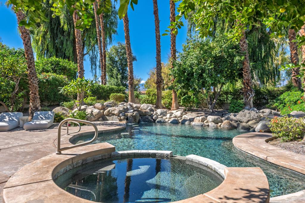 Avondale Country Clu - Residential