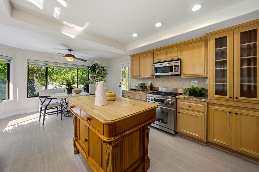 Avondale Country Clu - Residential