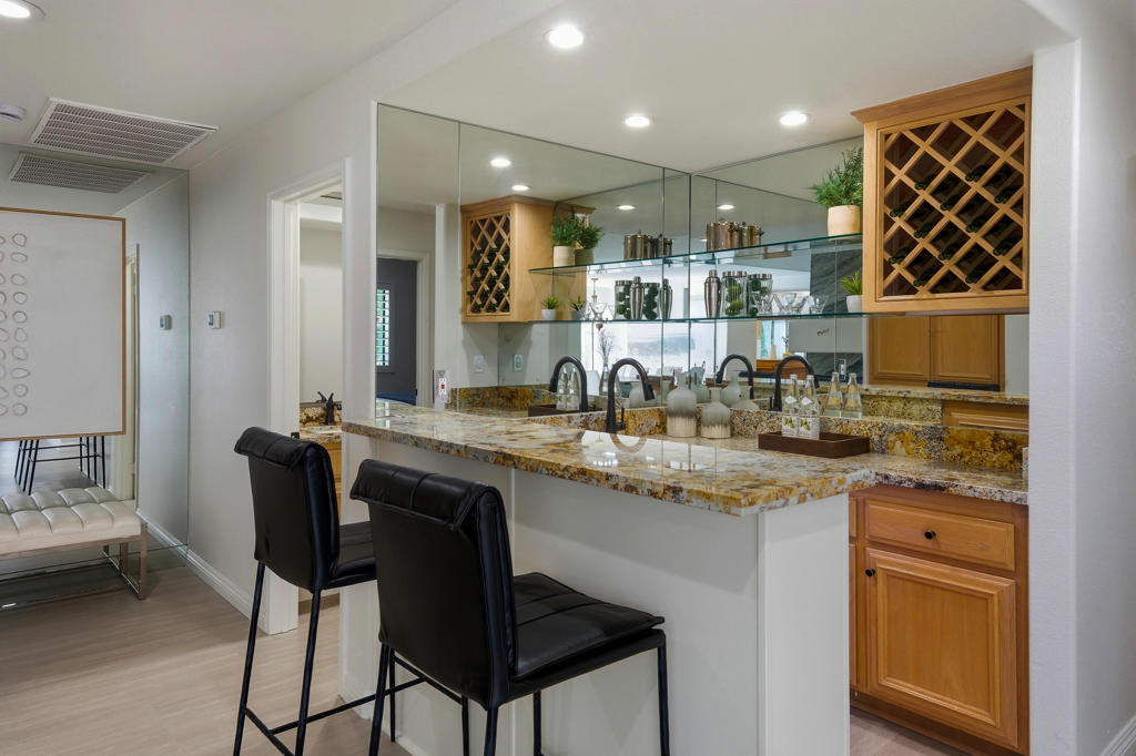 Avondale Country Clu - Residential