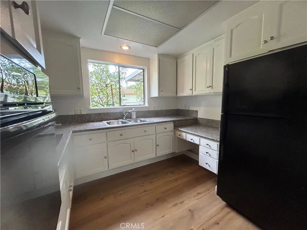 Laguna Woods, California 92637, United States, 1 Bedroom Bedrooms, ,1 BathroomBathrooms,Residential,Contingent,155208