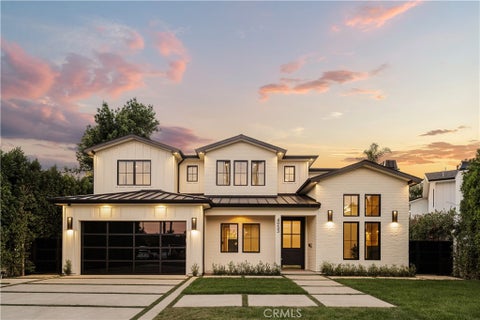 Photo of 4953 Edgerton Avenue, Encino, CA 91436 (MLS # SR26226738)