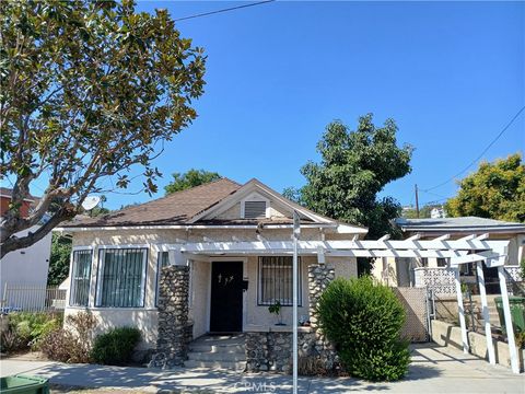 Photo of 3531 N Figueroa St, Los Angeles, CA 90065 (MLS # PW25235010)