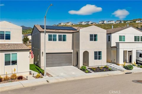 Photo of 220 Hass Lane, Fallbrook, CA 92028 (MLS # SW26021865)