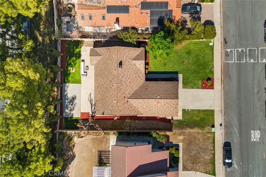 1123 Cleghorn
