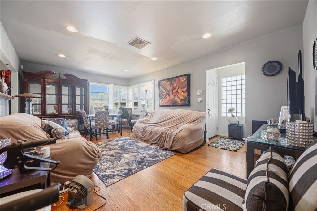 191 S San Gabriel