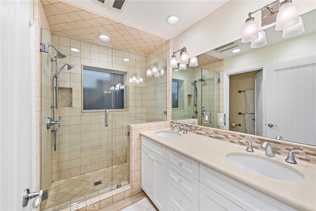 The Village (VIL) - Residential