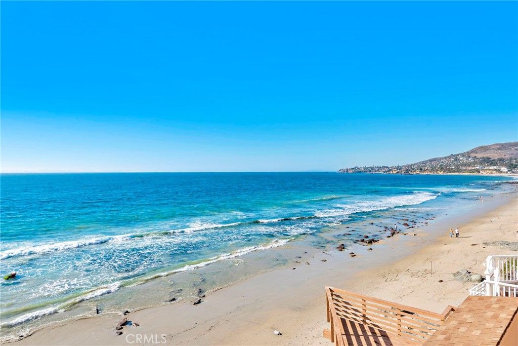 Photo of 1051 Gaviota Drive, Laguna Beach, CA 92651 (MLS # LG25027904)