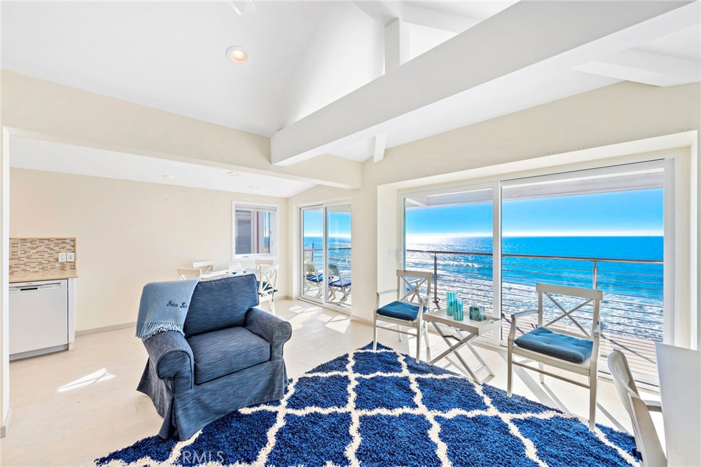 1051 Gaviota Drive