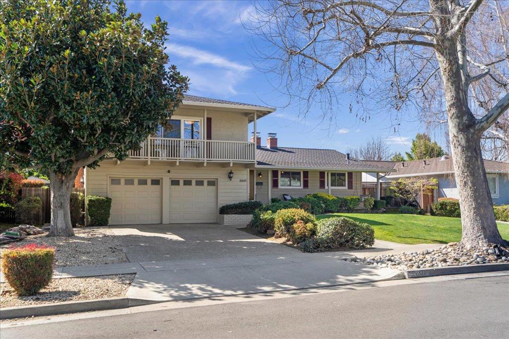 2247 Constitution Drive