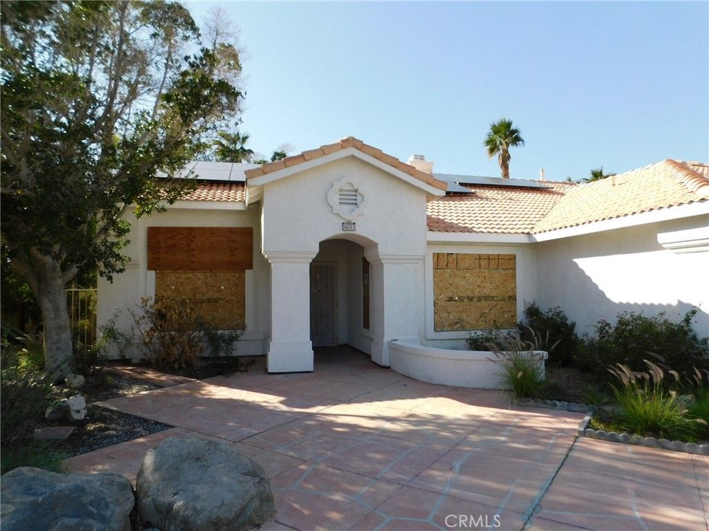 Photo of 9651 Cholla Dr, Desert Hot Springs, CA 92240 (MLS # JT26056180)