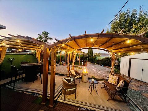 Photo of 421 E 219th St, Carson, CA 90745 (MLS # PW26039201)