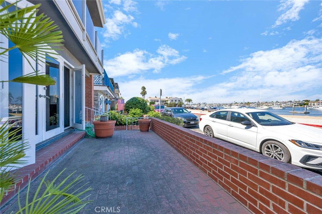 915 W Bay Avenue, Newport Beach CA 92661 - Photo 48