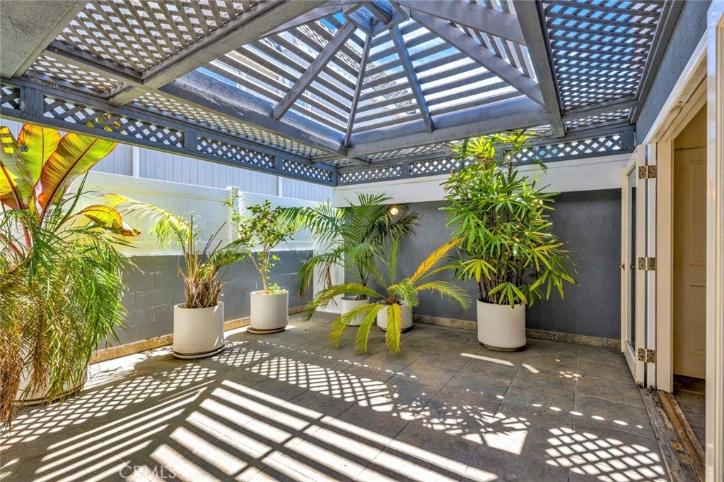 915 W Bay Avenue, Newport Beach CA 92661 - Photo 25