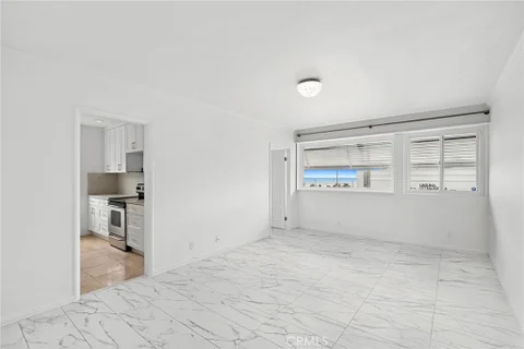 MLS: LG26021111