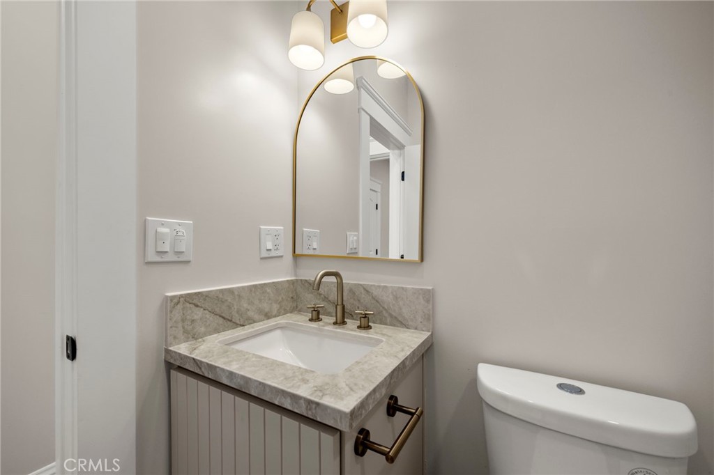 Alamitos Beach (AB) - Residential Lease