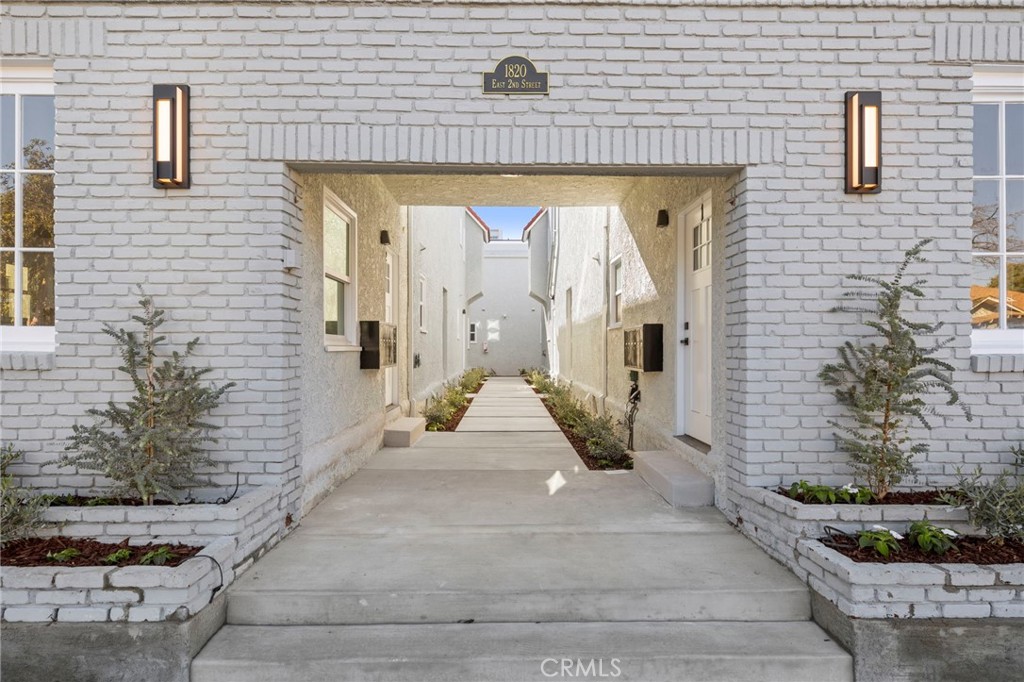 Alamitos Beach (AB) - Residential Lease