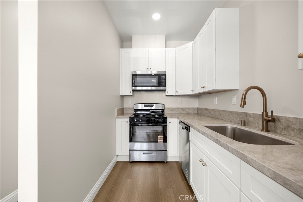 Alamitos Beach (AB) - Residential Lease