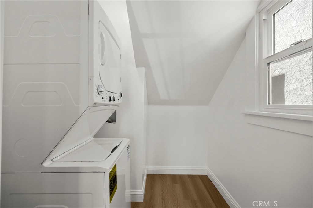 Alamitos Beach (AB) - Residential Lease