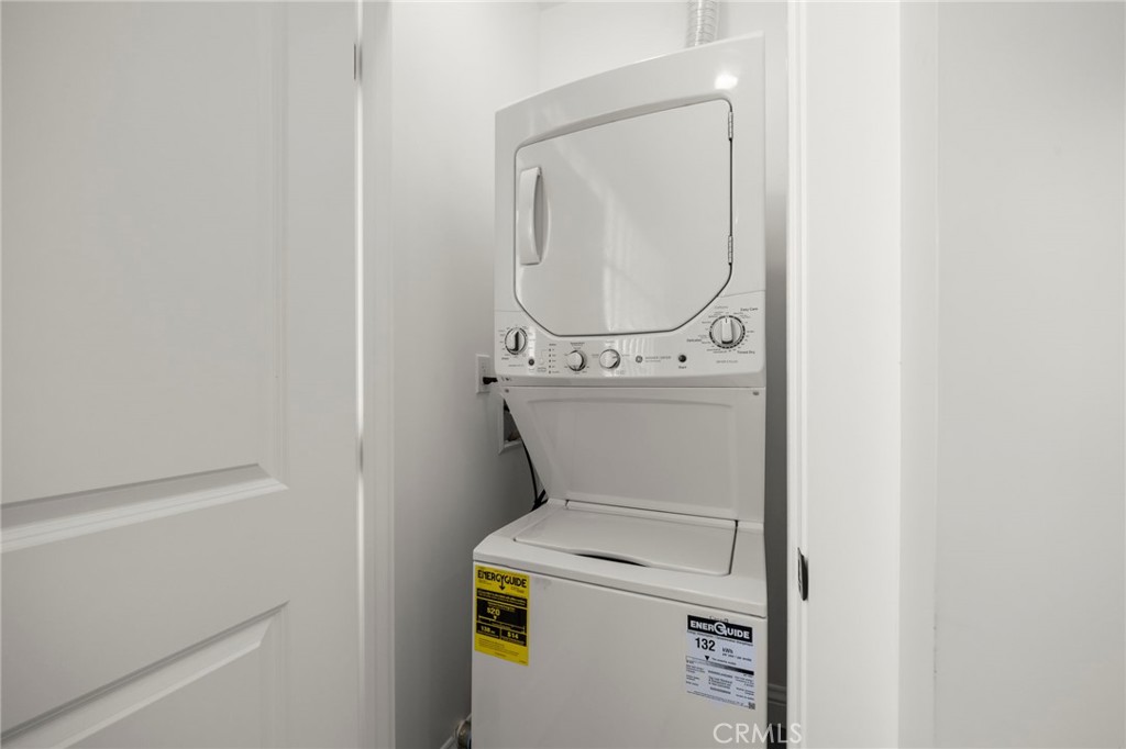 Alamitos Beach (AB) - Residential Lease