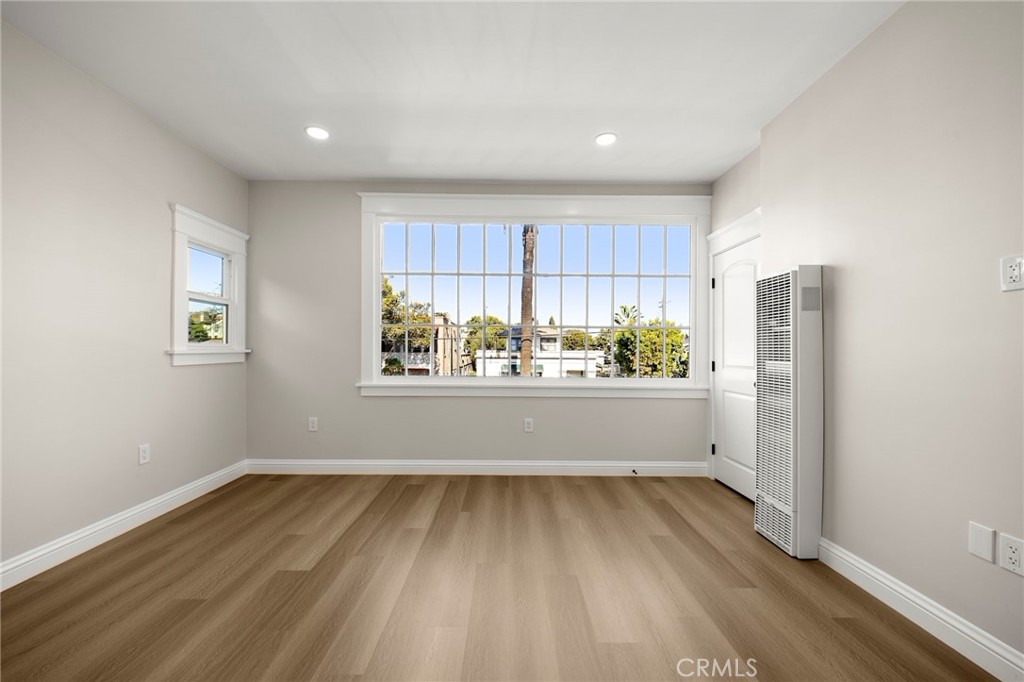 Alamitos Beach (AB) - Residential Lease