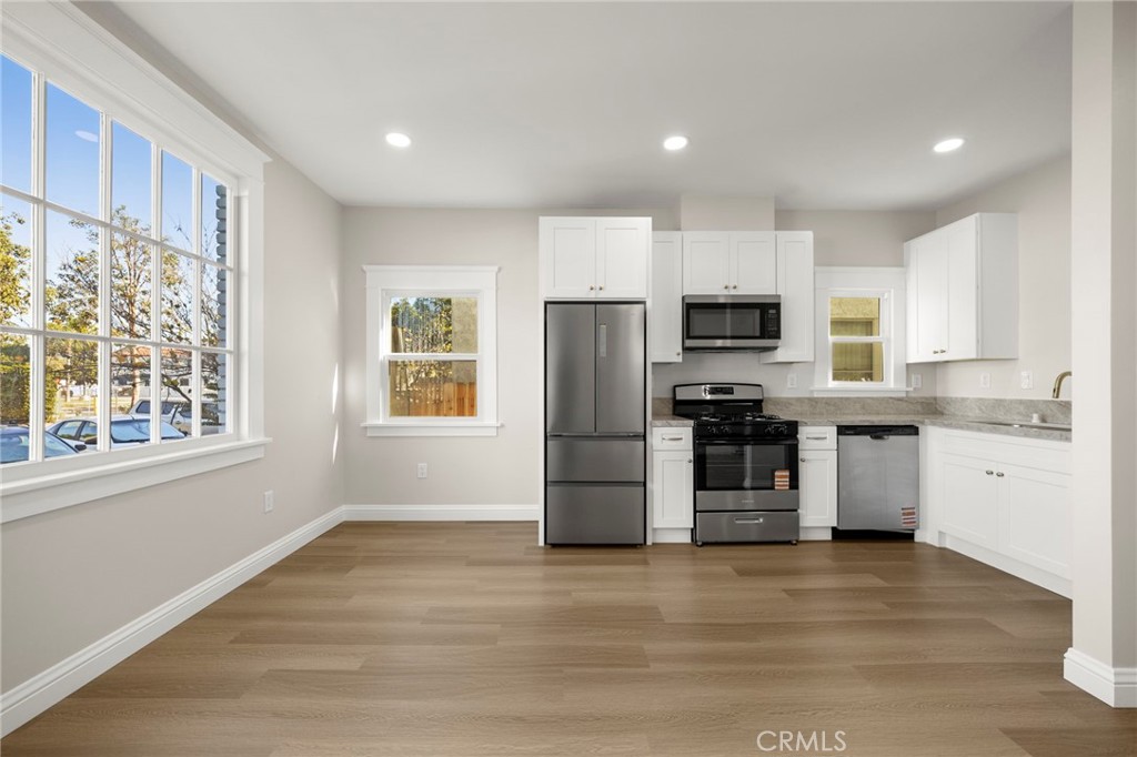 Alamitos Beach (AB) - Residential Lease