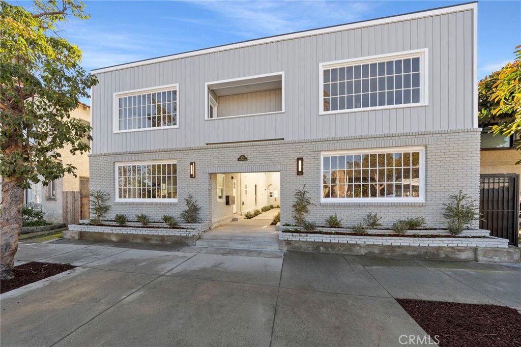 Alamitos Beach (AB) - Residential Lease