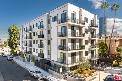 Photo of 10867 Fruitland Drive #502, Los Angeles, CA 91604 (MLS # 26943909)