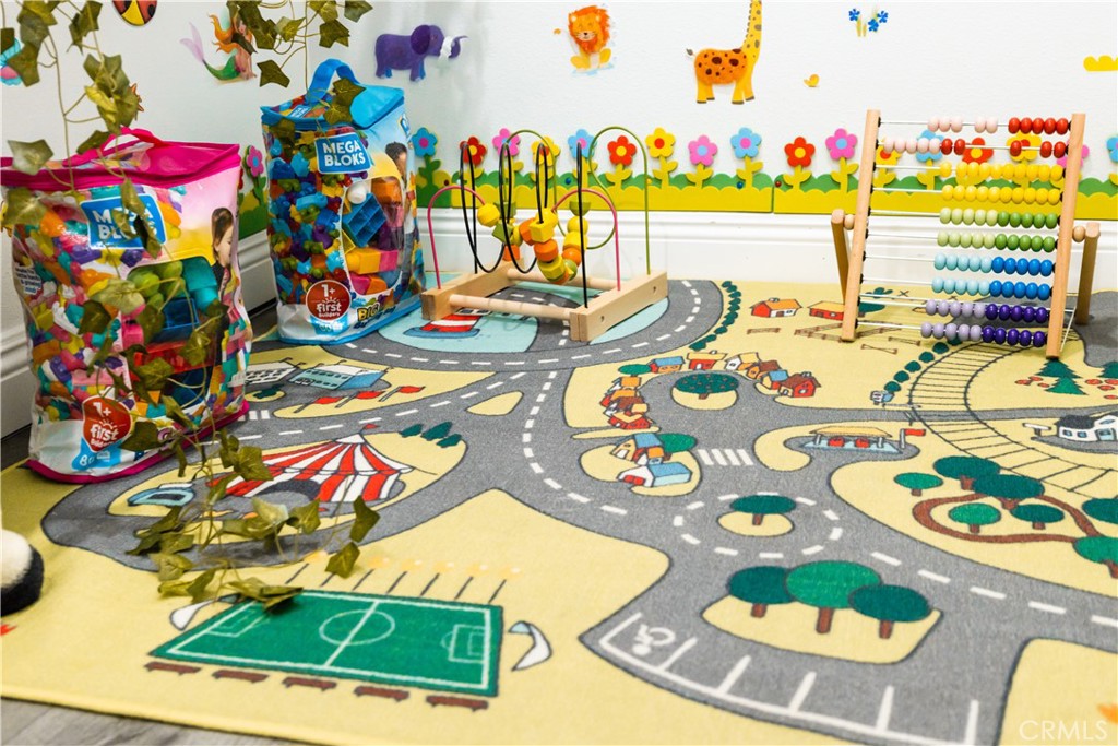 Crestline (CRES) - Residential