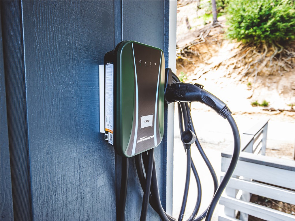 Crestline (CRES) - Residential