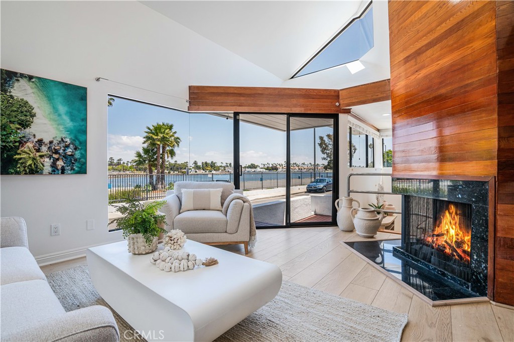 383 Marina Park Lane
