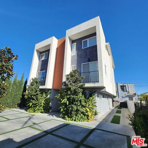 Photo of 2406 half S Dunsmuir Avenue, Los Angeles, CA 90016 (MLS # 26645937)